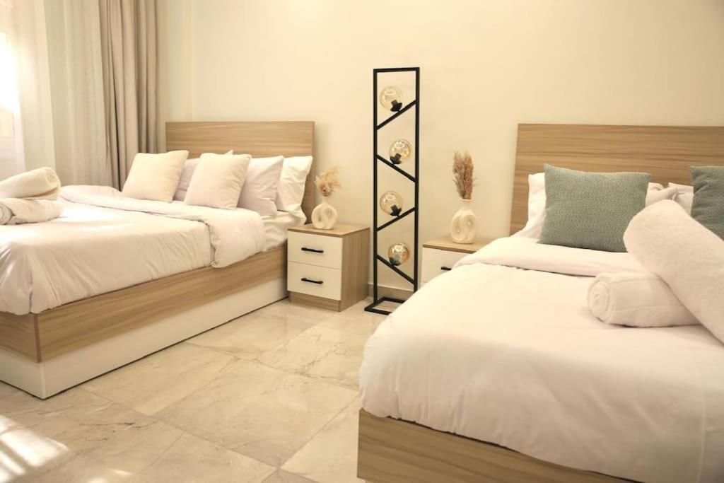 3 Bedroom Couples Or Family Apartment *