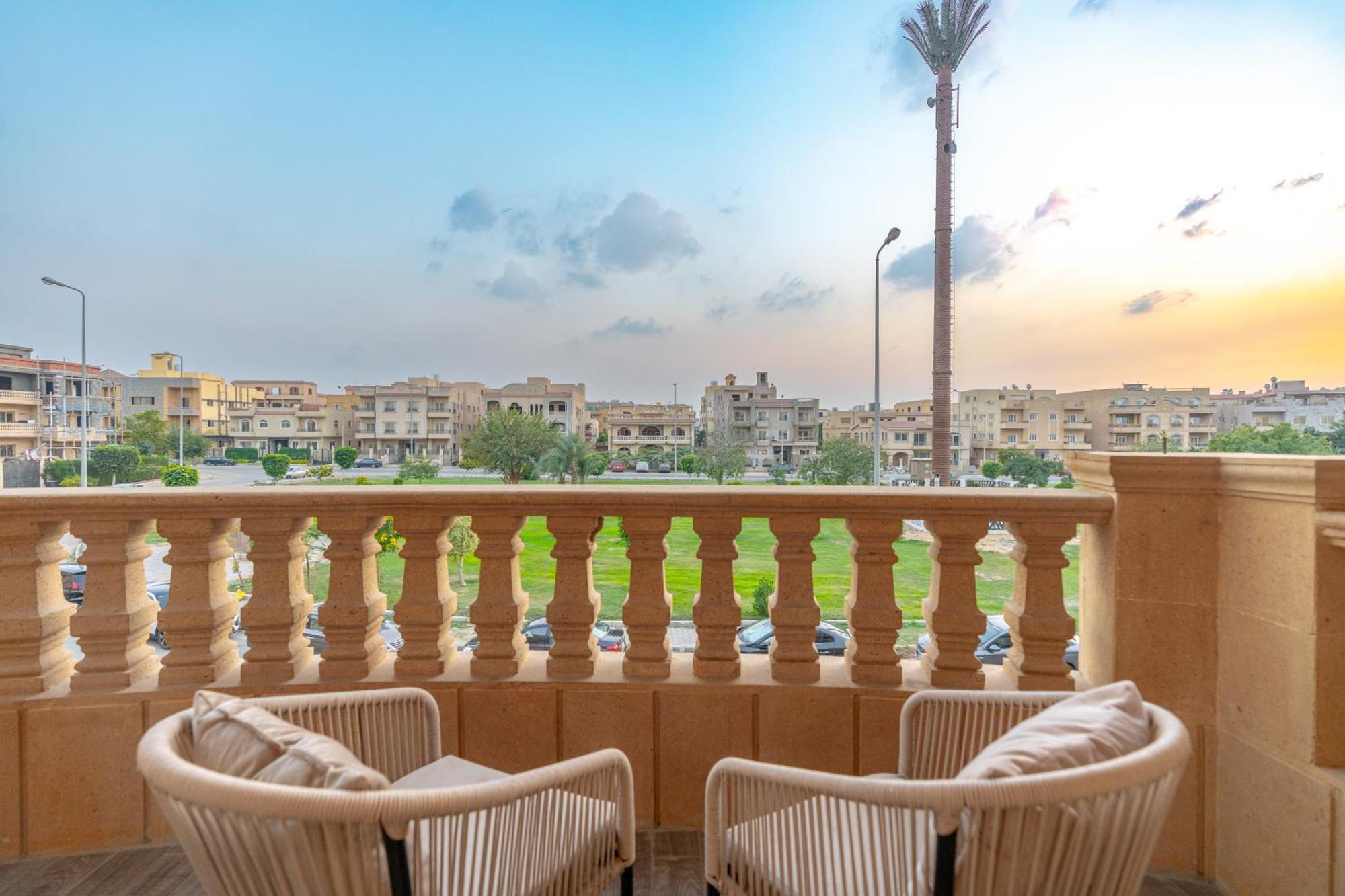 Apartment 3 Bedroom Couples Or Family *